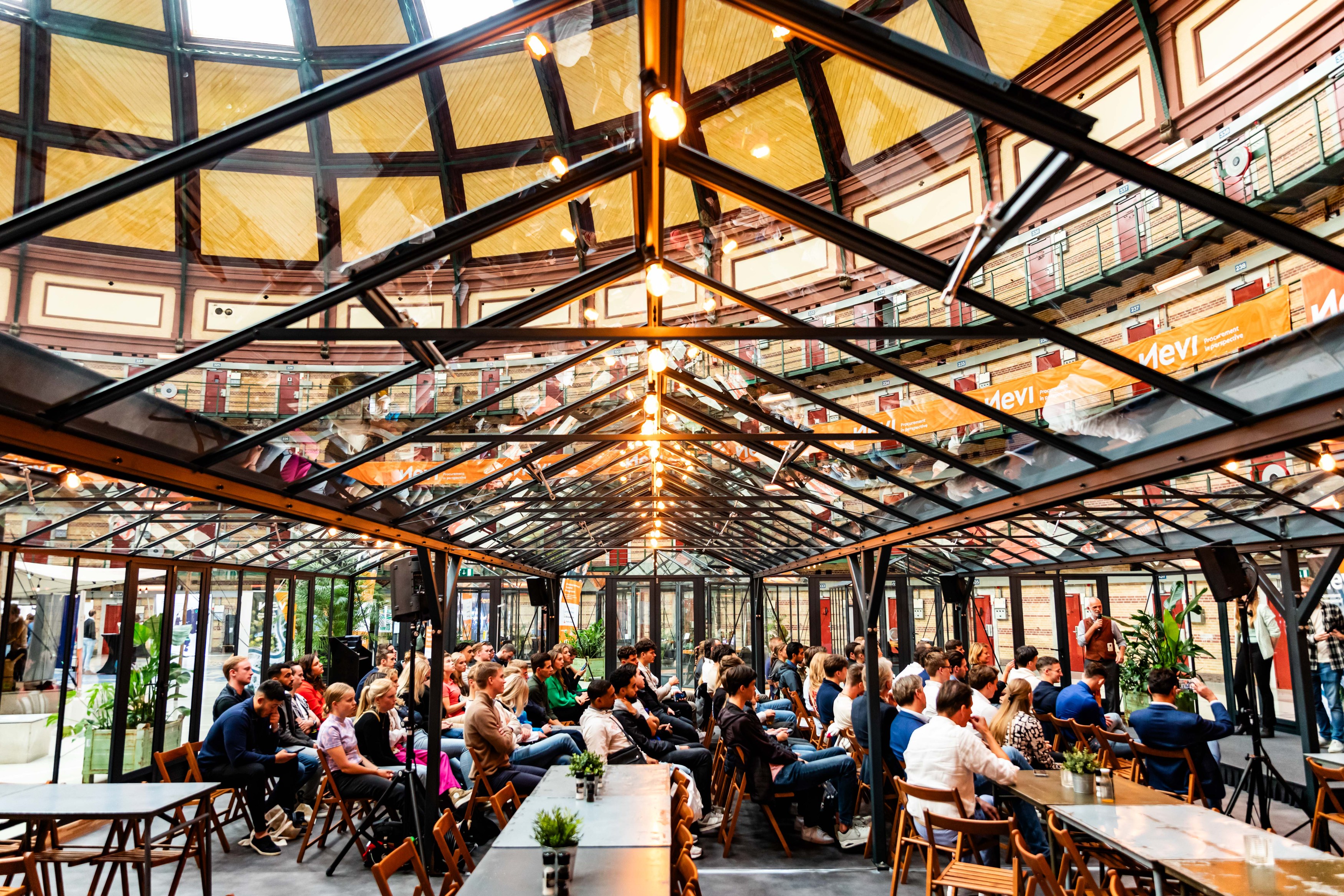 Koepelgevangenis (3.1.1).JPG